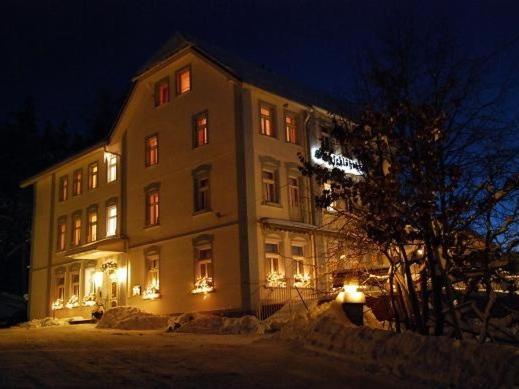 Waldhotel & Restaurant Bergschlosschen Hetzdorf Eksteriør billede