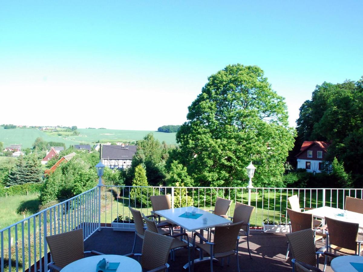 Waldhotel & Restaurant Bergschlosschen Hetzdorf Eksteriør billede